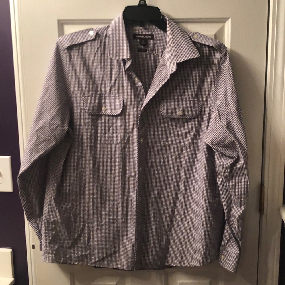 Men’s size XL tailored fit Michael Kors button up